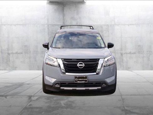 Used 2023 Nissan Pathfinder Platinum w/ Lighting Package (N92) AWD/4WD image 4