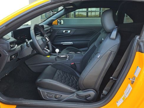 New 2026 Ford Mustang GT Premium w/ GT Performance Package RWD image 8