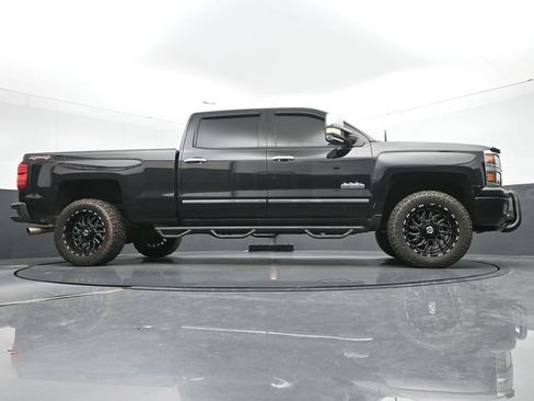 Used 2014 Chevrolet Silverado 1500 High Country w/ High Country Premium Package AWD/4WD image 11