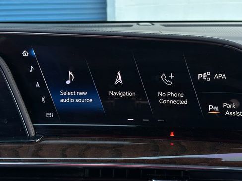 Used 2022 Cadillac Escalade ESV Sport Platinum image 28