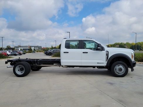 New 2026 Ford F550 XL image 2