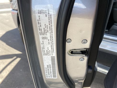 Used 2022 RAM 3500 Limited AWD/4WD image 33
