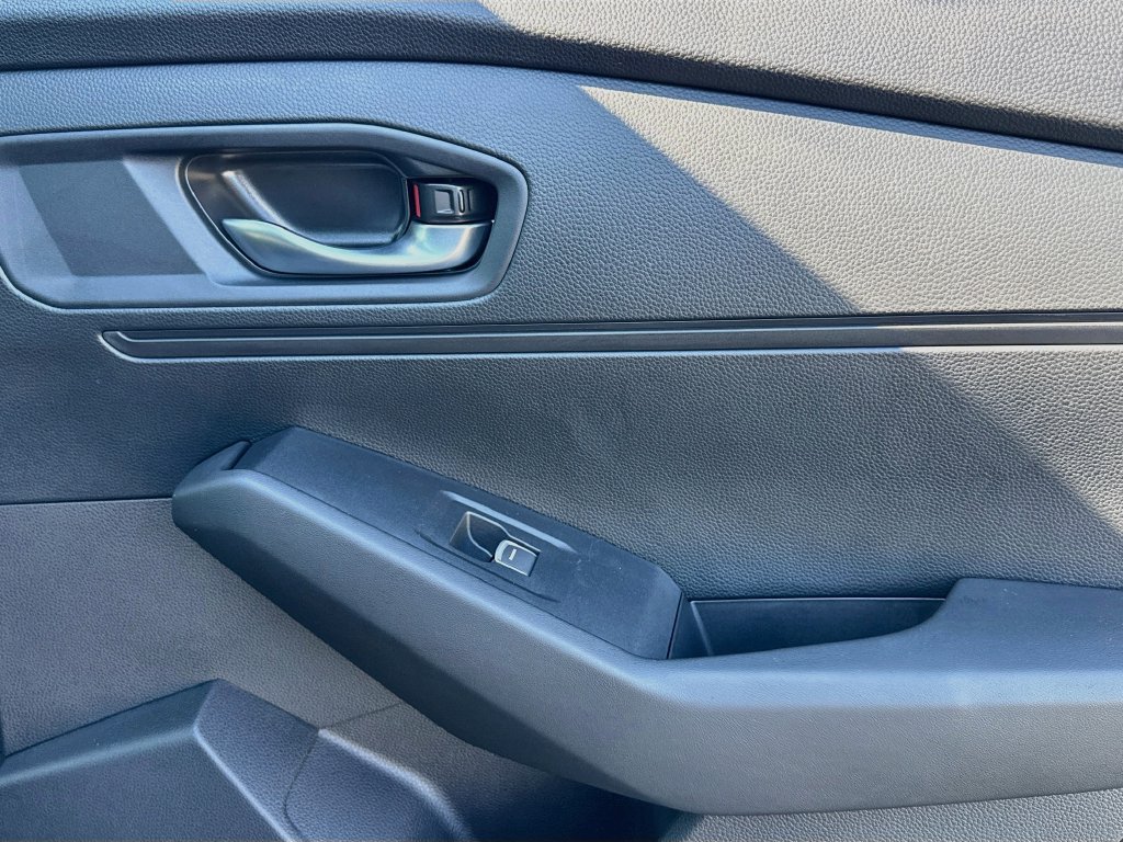 Used 2025 Honda Accord LX image 34