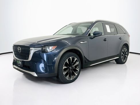 Used 2024 MAZDA CX-90 Plug-In Hybrid w/ Premium Plus AWD/4WD image 3