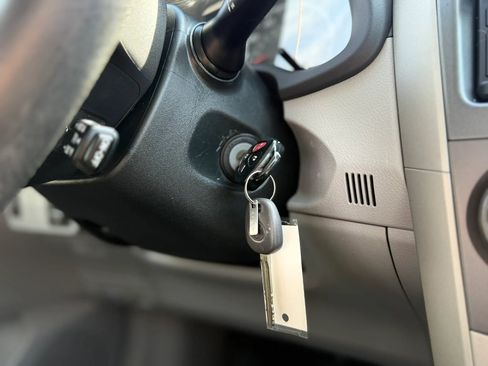 Used 2013 Toyota Corolla LE image 15