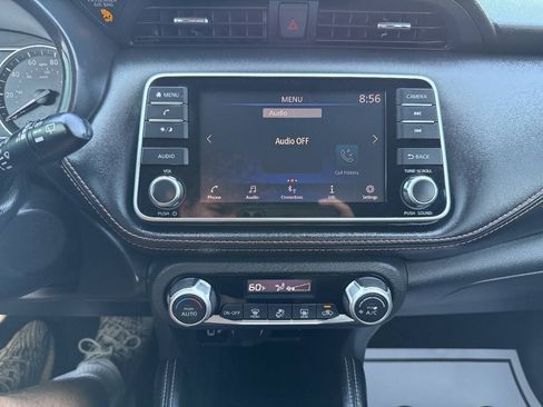 Used 2019 Nissan Kicks SR FWD image 30