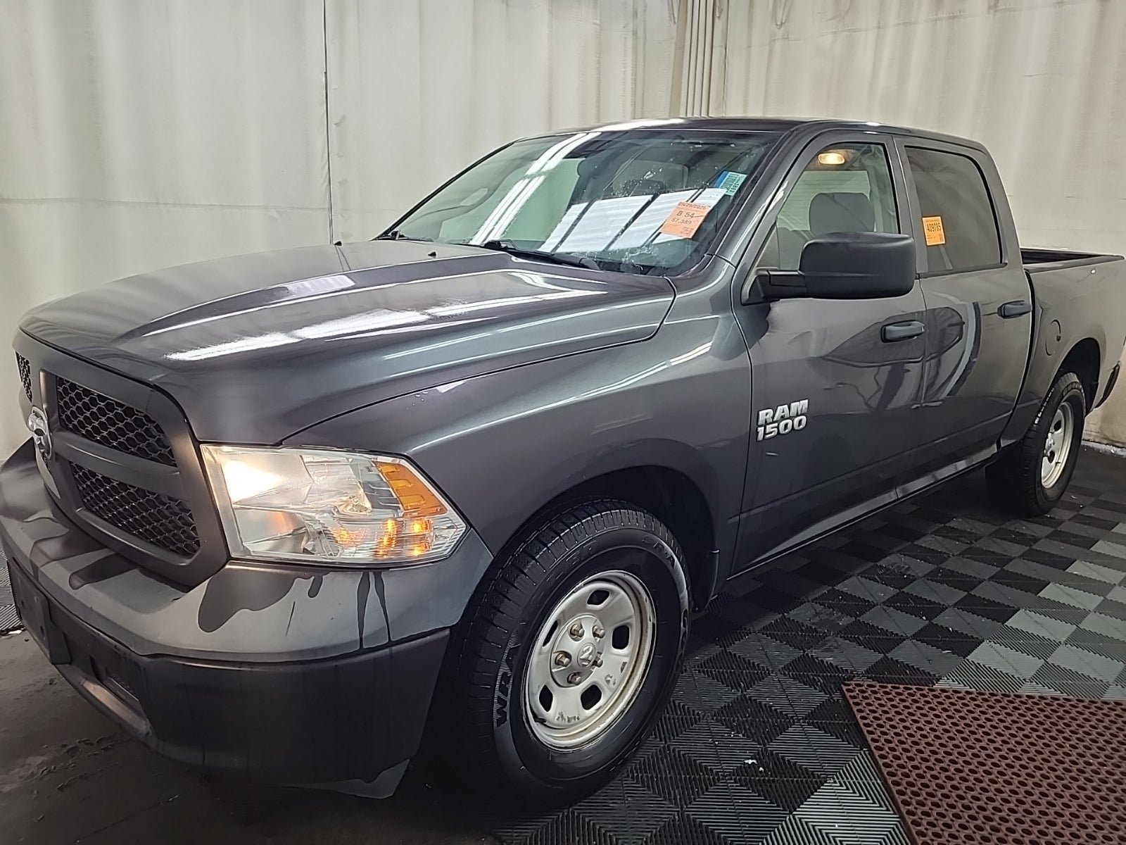 Used 2018 RAM 1500 Tradesman RWD image 2