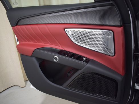 New 2025 Maserati Grecale GT image 39