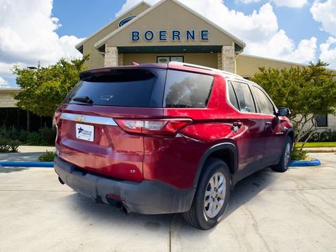Used 2019 Chevrolet Traverse LT FWD image 5