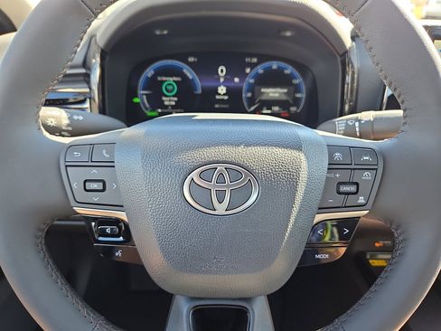 New 2026 Toyota Camry XLE image 14
