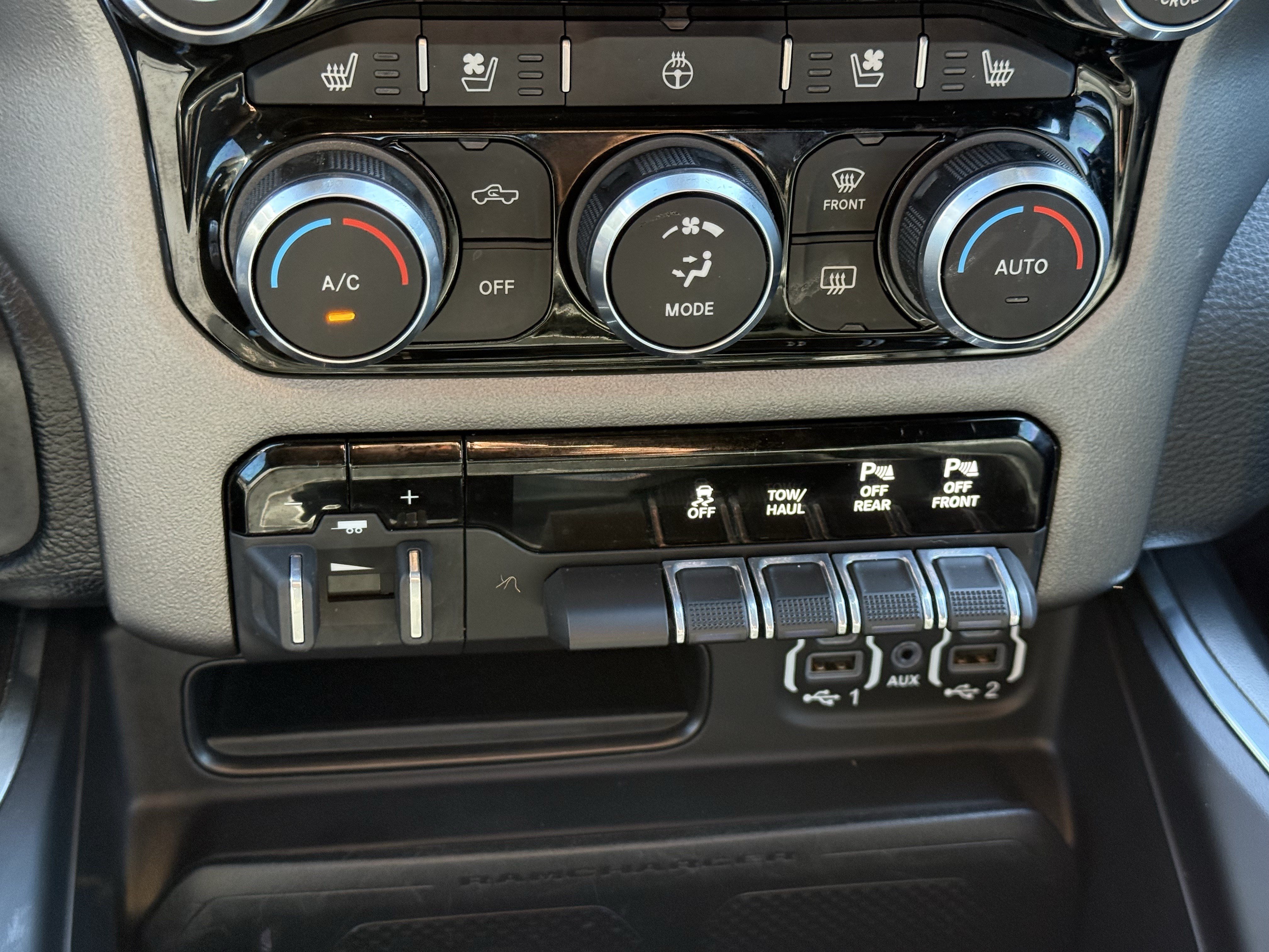 Used 2021 RAM 1500 Laramie AWD/4WD image 28