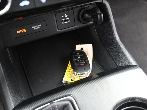 Used 2023 Honda Civic LX image 25