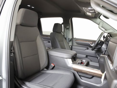 New 2026 Chevrolet Silverado 3500 LT w/ All Star Edition image 8