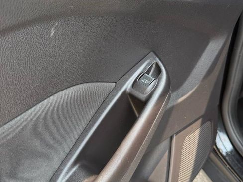 Used 2014 Ford Focus Titanium FWD image 35