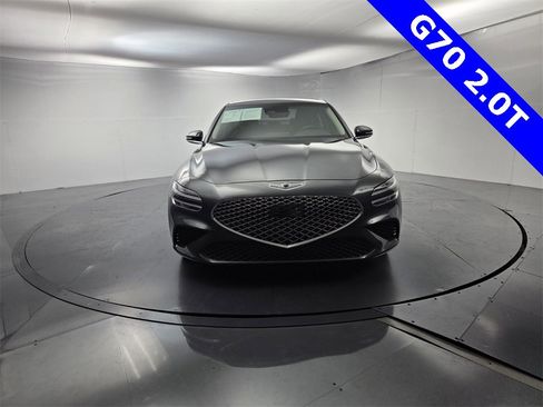Used 2023 Genesis G70 2.0T image 4