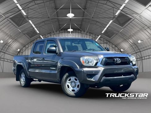 Used 2013 Toyota Tacoma 2WD Double Cab w/ SR5 Pkg image 3