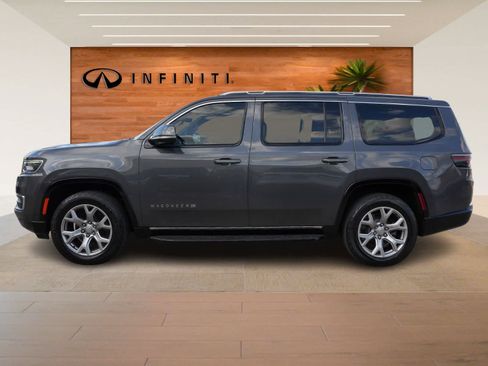 Used 2022 Jeep Wagoneer Series II image 4