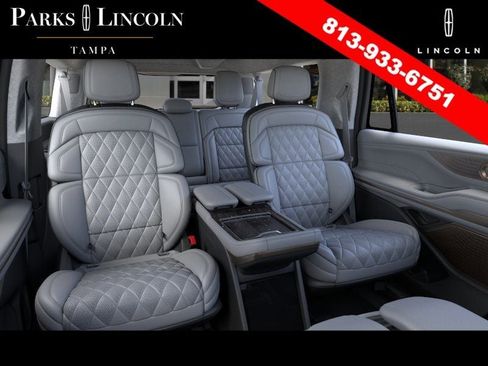 New 2026 Lincoln Navigator L Black Label AWD/4WD image 11