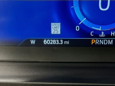 Used 2021 Ford Explorer ST w/ Equipment Group 401A AWD/4WD image 21