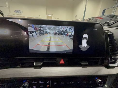 Used 2023 Kia Sportage X-Line w/ X-Line Premium Package image 15