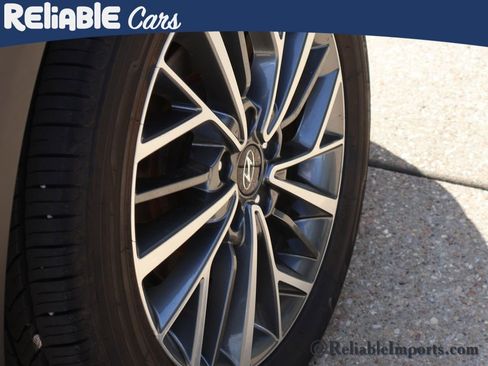 Used 2021 Hyundai Tucson Limited image 40