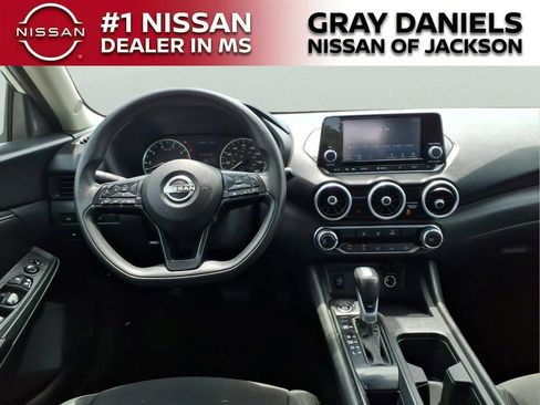 Used 2024 Nissan Sentra S FWD image 8
