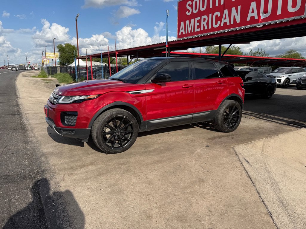 Used 2018 Land Rover Range Rover Evoque SE AWD/4WD image 3