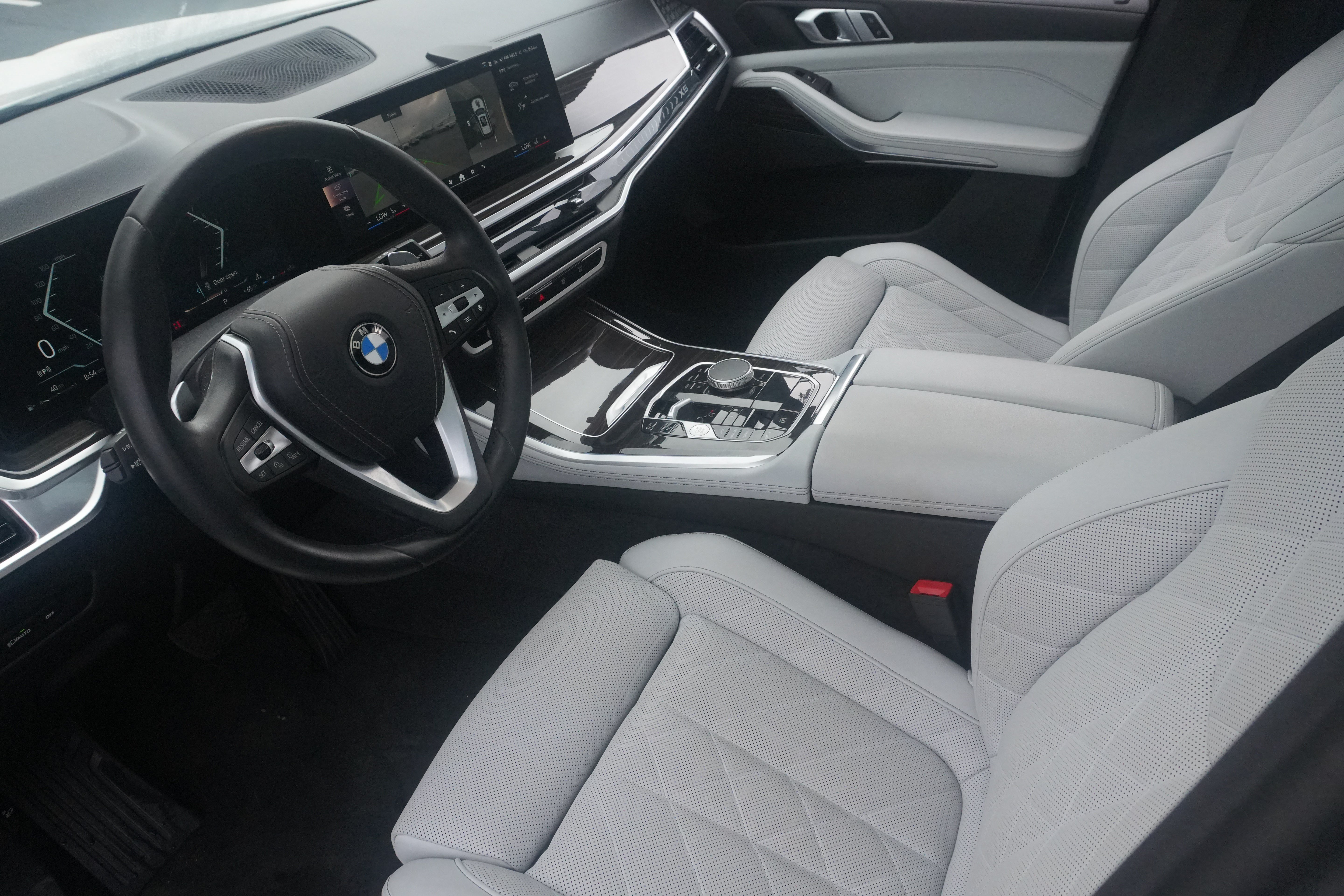 Certified 2025 BMW X5 sDrive40i w/ Parking Assistance Package RWD image 8
