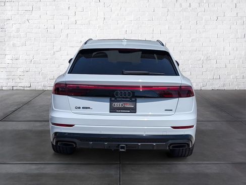 Used 2026 Audi Q8 Premium Plus AWD/4WD image 6