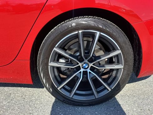 Used 2021 BMW 330i Sedan w/ Premium Package image 32