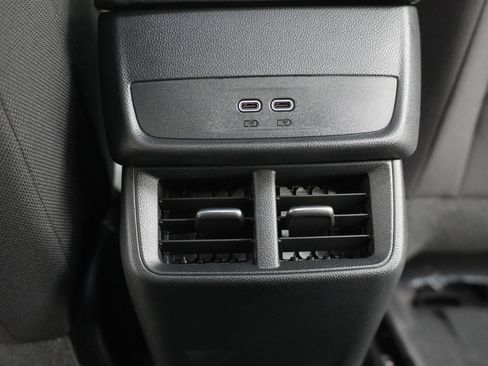New 2026 Chevrolet Equinox LT w/ Midnight Edition FWD image 33