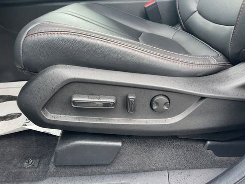 Certified 2025 Honda Pilot TrailSport image 24