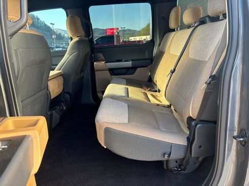 Used 2022 Ford F150 XLT w/ Equipment Group 302A High image 10