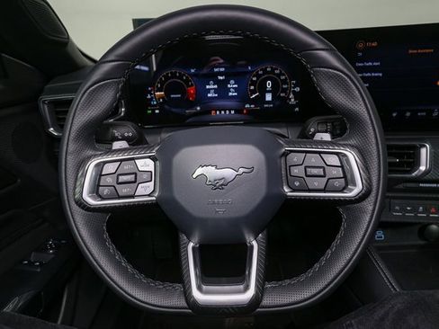 Used 2025 Ford Mustang GT Premium image 30