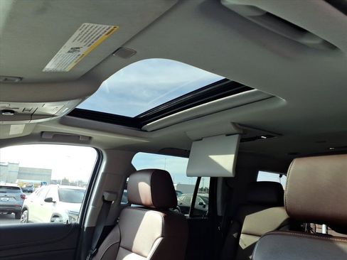 Used 2020 Chevrolet Tahoe Premier w/ Premier Plus Edition image 24