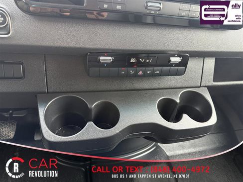 Used 2024 Mercedes-Benz Sprinter 2500 image 28