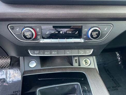 Used 2022 Audi Q5 2.0T Premium Plus image 20