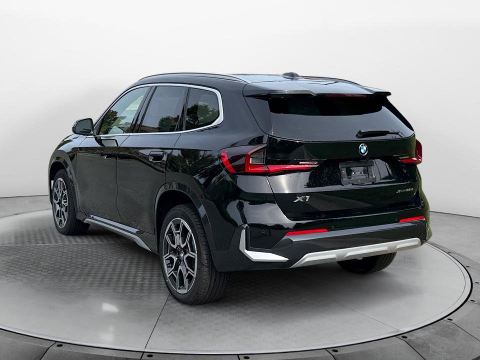 New 2027 BMW X1 xDrive28i w/ Technology Package AWD/4WD image 5