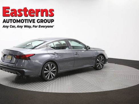 Used 2022 Nissan Altima 2.5 SR FWD image 41
