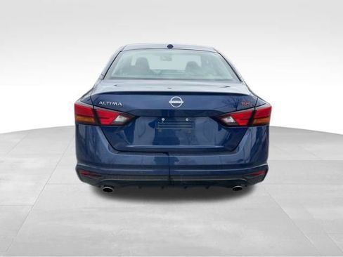 Used 2024 Nissan Altima 2.5 SR image 6