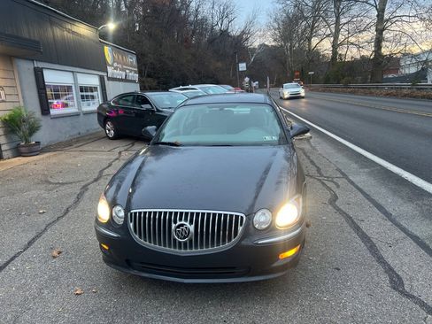 Used 2008 Buick LaCrosse CX image 2