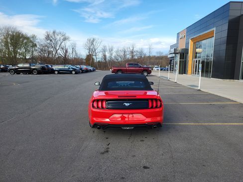 Used 2023 Ford Mustang Premium image 12