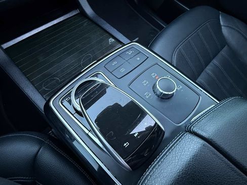 Used 2019 Mercedes-Benz GLS 450 4MATIC image 21