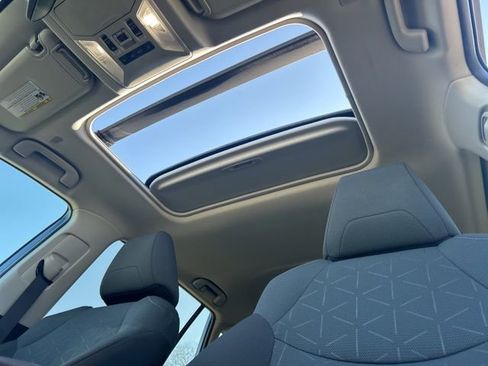 Used 2024 Toyota RAV4 XLE w/ Convenience Package image 30