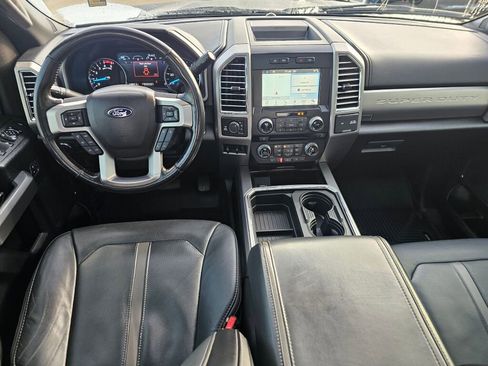 Used 2017 Ford F350 Platinum w/ FX4 4x4 Off Road Package image 15