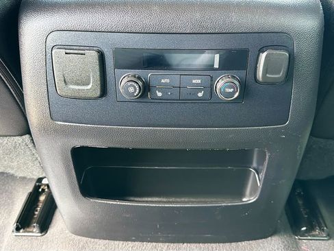 Used 2019 Chevrolet Tahoe LT w/ Texas Edition Package AWD/4WD image 20