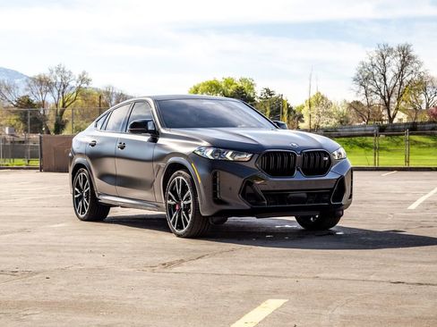 Used 2024 BMW X6 M60i w/ Dynamic Handling Package image 7