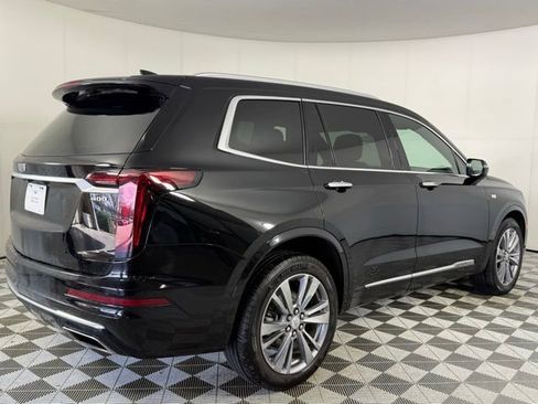 Certified 2024 Cadillac XT6 Premium Luxury image 7