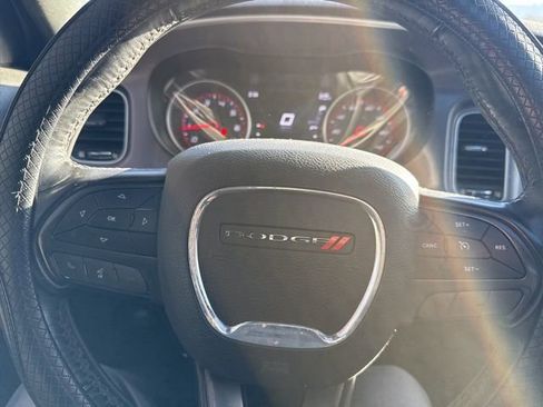 Used 2019 Dodge Charger SXT image 22