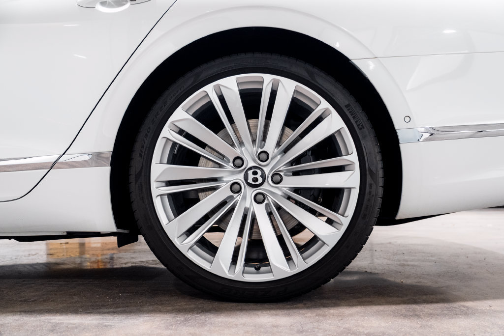 Used 2023 Bentley Flying Spur W12 AWD/4WD image 34